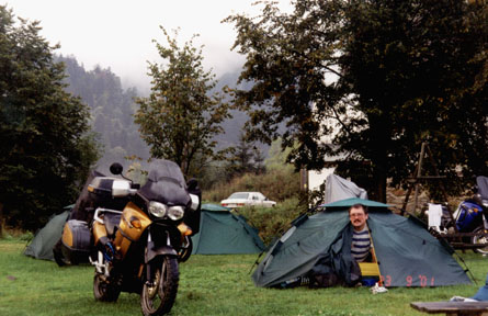 Autor wychyn si z namiotu .Foto by Artur Kufel (c)